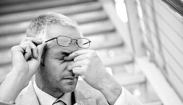 验光师培训学校，正真视光学院，视疲劳